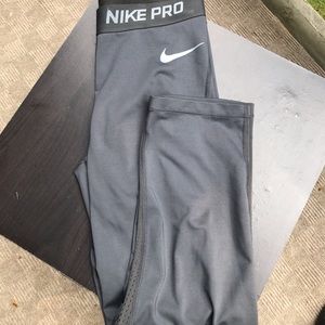 Nike Pro Hyper Cool Leggings